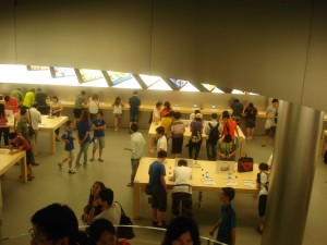 Şangay'ın İlk, Çin'in İkinci Apple Mağazası